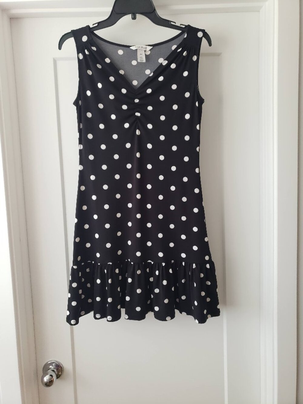 WHITE HOUSE BLACK MARKET POLKA DOT DRESS SIZE XXS